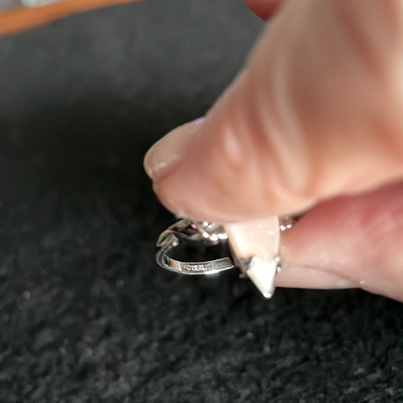 Pink Shell Sterling Ring - Picture 3 of 4